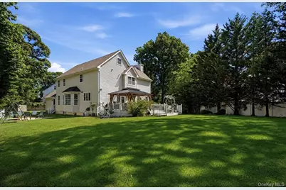 10 Chapel Hill Road, Lake Grove, NY 11755 - Photo 6