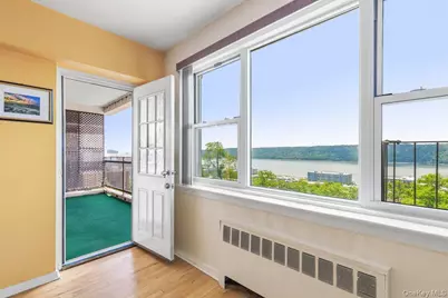 279 N Broadway #7A, Yonkers, NY 10701 - Photo 10