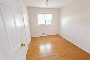 21 Kevin Rd, Commack, NY 11725 - Photo 18