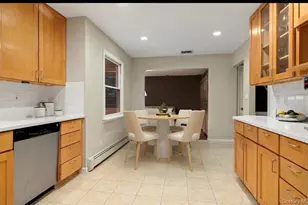 240 Plainview Rd, Woodbury, NY 11797 - Photo 4