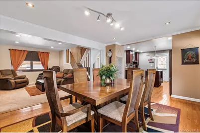 45 Concord Avenue, Bethpage, NY 11714 - Photo 10
