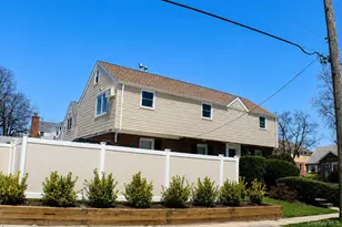 211-04 Richland Ave, Oakland Gardens, NY 11364 - Photo 6