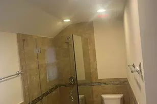 211-04 Richland Ave, Oakland Gardens, NY 11364 - Photo 30