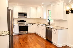 32 Groveland Park Blvd, Sound Beach, NY 11789 - Photo 8