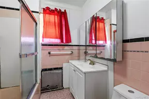 2281 Loring Pl, Bronx, NY 19468 - Photo 18
