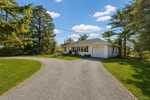 84 Evergreen Ave, East Moriches, NY 11940 - Photo 4