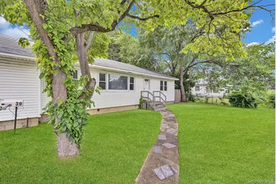 39 3rd Avenue, Westbury, NY 11590 - Photo 2