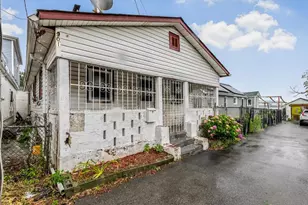 901 Harding Park, Bronx, NY 10473 - Photo 2