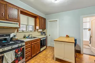 32-07 148th St, Flushing, NY 11354 - Photo 10