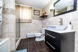 4 Nassau Blvd, Malverne, NY 11565 - Photo 10