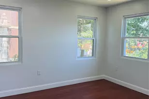 178-41 146th Terrace, Jamaica, NY 11434 - Photo 4