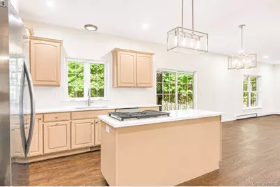 138 Half Moon Road, Highland, NY 12528 - Photo 8