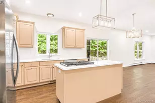 138 Half Moon Rd, Highland, NY 12528 - Photo 8