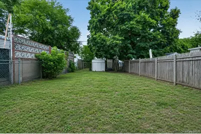 1791 Rockaway Parkway, Brooklyn, NY 11236 - Photo 30
