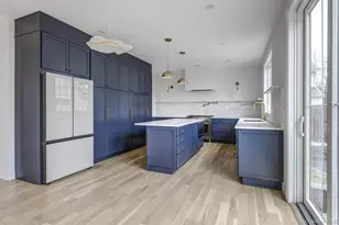 16 Travers St, Manhasset, NY 11030 - Photo 12