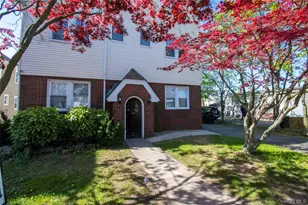 840 Seaman Ave E, Baldwin, NY 11510 - Photo 2