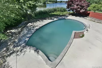 687 Golf Drive, Woodmere, NY 11581 - Photo 28