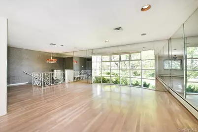 687 Golf Drive, Woodmere, NY 11581 - Photo 6