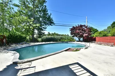 687 Golf Drive, Woodmere, NY 11581 - Photo 30