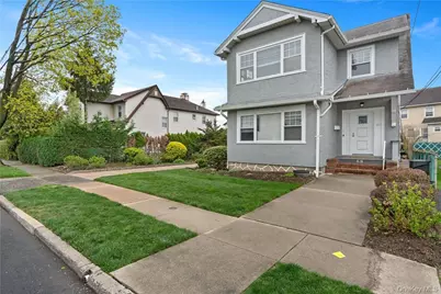 68 Stephenson Boulevard, New Rochelle, NY 10801 - Photo 1