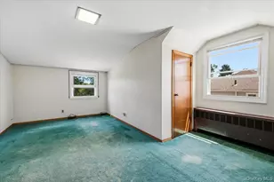 665 Dianne St, Seaford, NY 11783 - Photo 18
