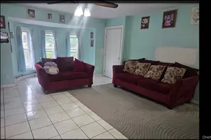 18 Cyprus Ave, Brentwood, NY 11717 - Photo 10