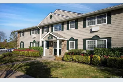 1750 W Main Street #J12, Riverhead, NY 11901 - Photo 1