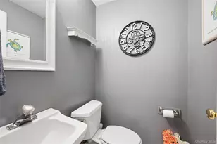 296 Birchwood Rd, Medford, NY 11763 - Photo 12