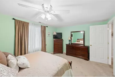 296 Birchwood Road #296, Medford, NY 11763 - Photo 14