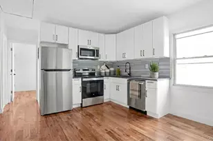 1148 E 211th St, Bronx, NY 10469 - Photo 4