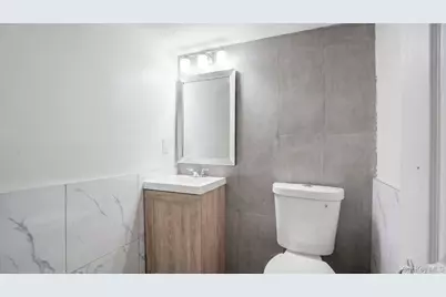 1148 E 211th Street, Bronx, NY 10469 - Photo 24