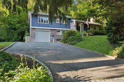21 Woodridge Lane, Sea Cliff, NY 11579 - Photo 4