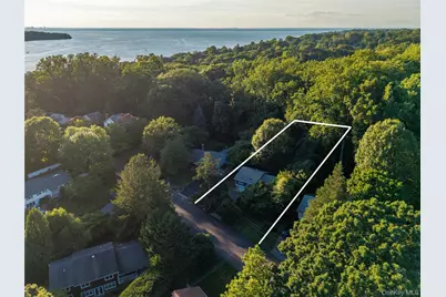 21 Woodridge Lane, Sea Cliff, NY 11579 - Photo 30
