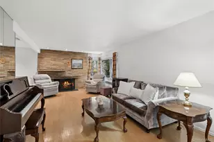 21 Woodridge Ln, Sea Cliff, NY 11579 - Photo 6