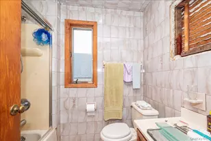68 Rollstone Ave, West Sayville, NY 11796 - Photo 16