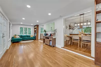 42 Knollwood Drive, Larchmont, NY 10538 - Photo 10