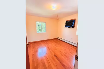 105-24 170th Street #3, Jamaica, NY 11433 - Photo 4