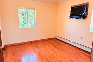 105-24 170th St, Jamaica, NY 11433 - Photo 4