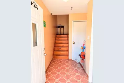 105-24 170th Street #3, Jamaica, NY 11433 - Photo 2