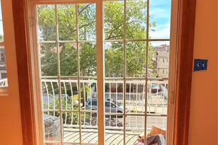 105-24 170th St, Jamaica, NY 11433 - Photo 10