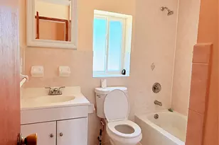 105-24 170th St, Jamaica, NY 11433 - Photo 8
