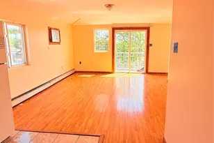 105-24 170th St, Jamaica, NY 11433 - Photo 6