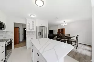 15 Groton Ln, Coram, NY 11727 - Photo 10