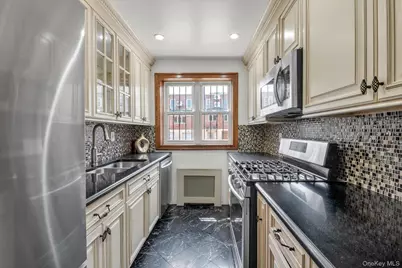 105-06 62nd Drive, Forest Hills, NY 11375 - Photo 8