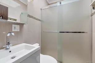 105-06 62nd Dr, Forest Hills, NY 11375 - Photo 20