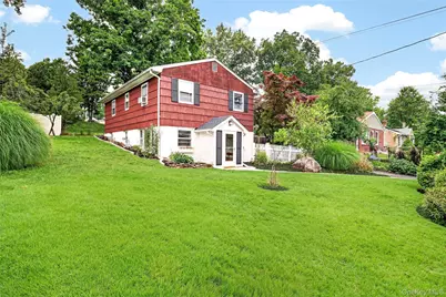 404 Tompkins Avenue, Nyack, NY 10960 - Photo 2