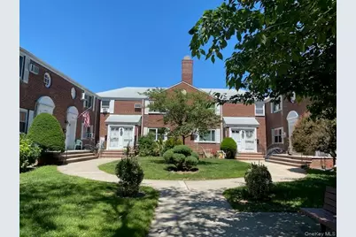 260-11 73rd Avenue #E-2, Glen Oaks, NY 11004 - Photo 1