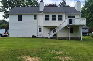1 Walker Dr S, Yorktown Heights, NY 10598 - Photo 2