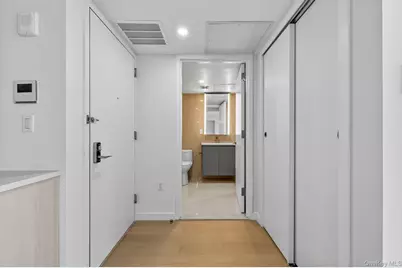 33-71 Prince Street #6H, Flushing, NY 11354 - Photo 2