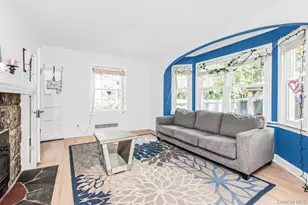 4 Knox Pl, New York, NY 10314 - Photo 12